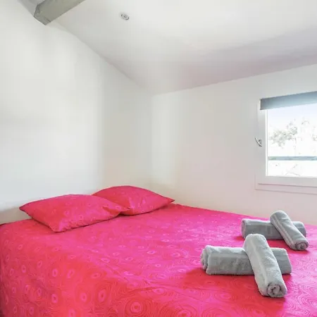 Air-conditioned Duplex W Sunny Balcony And Pool In Port-cogolin - Welkeys 公寓