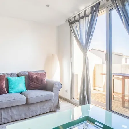 公寓 Air-conditioned Duplex W Sunny Balcony And Pool In Port-cogolin - Welkeys *